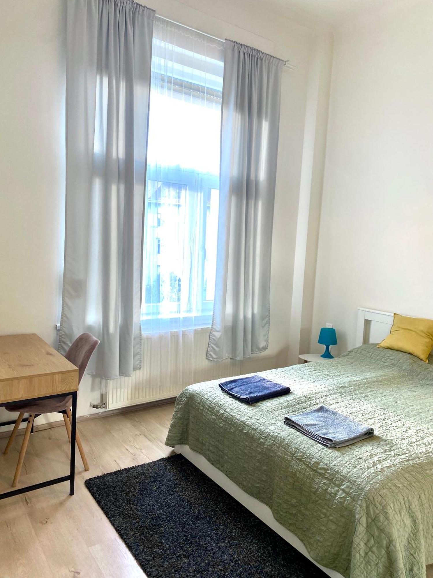 B32 Gellert Apartment Budapeste Exterior foto