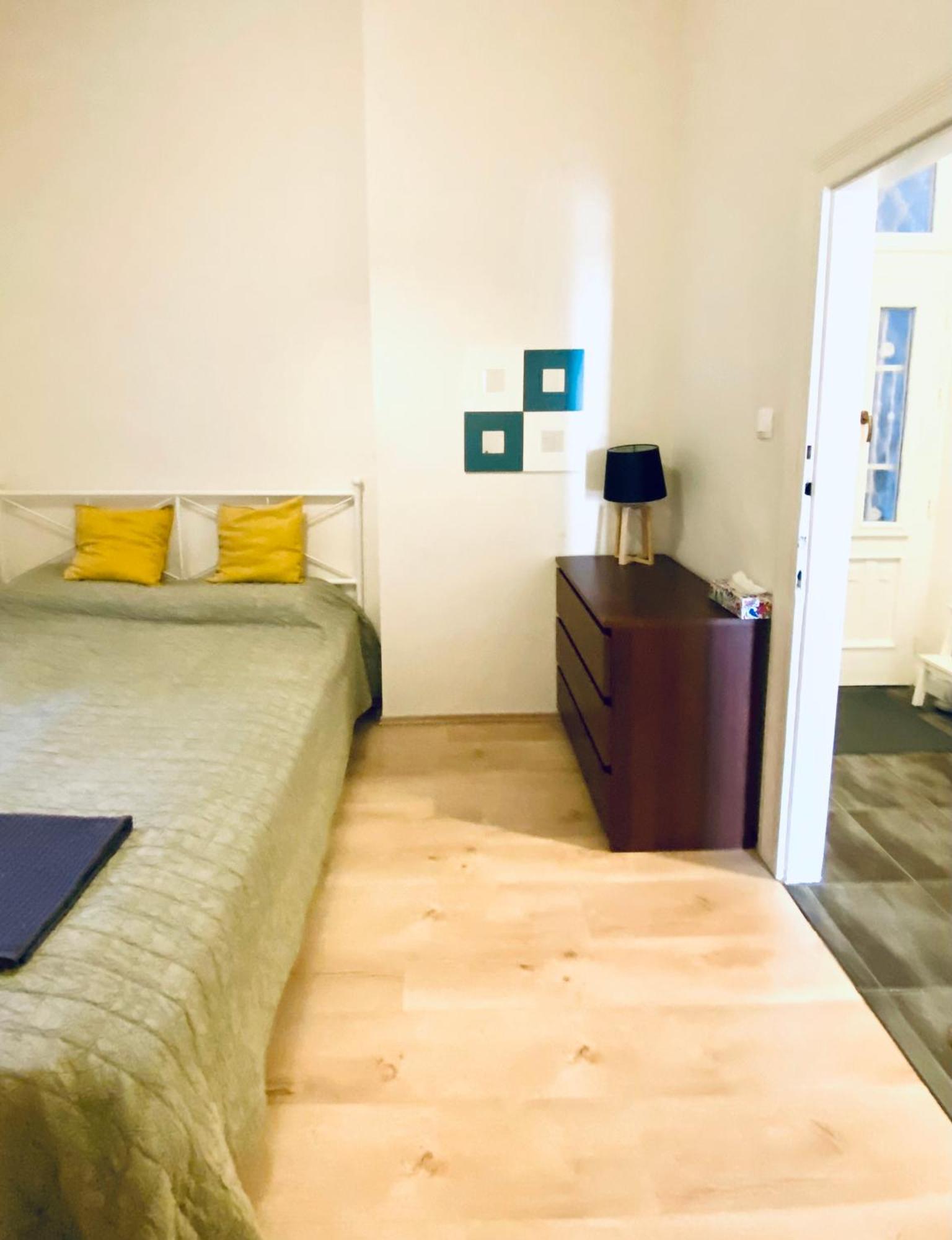 B32 Gellert Apartment Budapeste Exterior foto